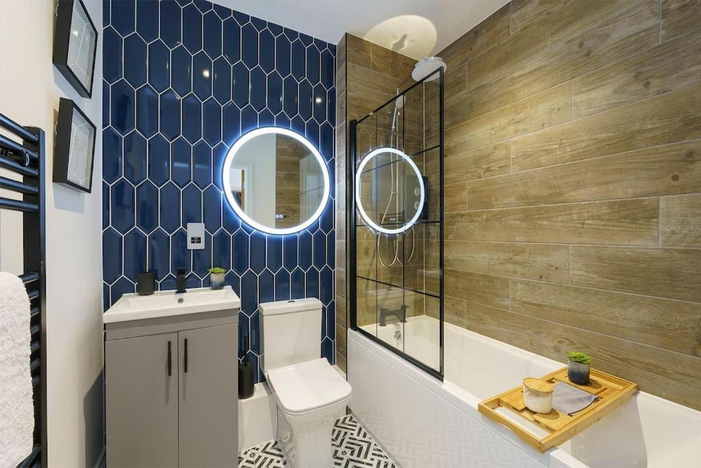 Lilyturf - 2 Bedroom Luxury Apartment By Mint Stays Bristol Kültér fotó